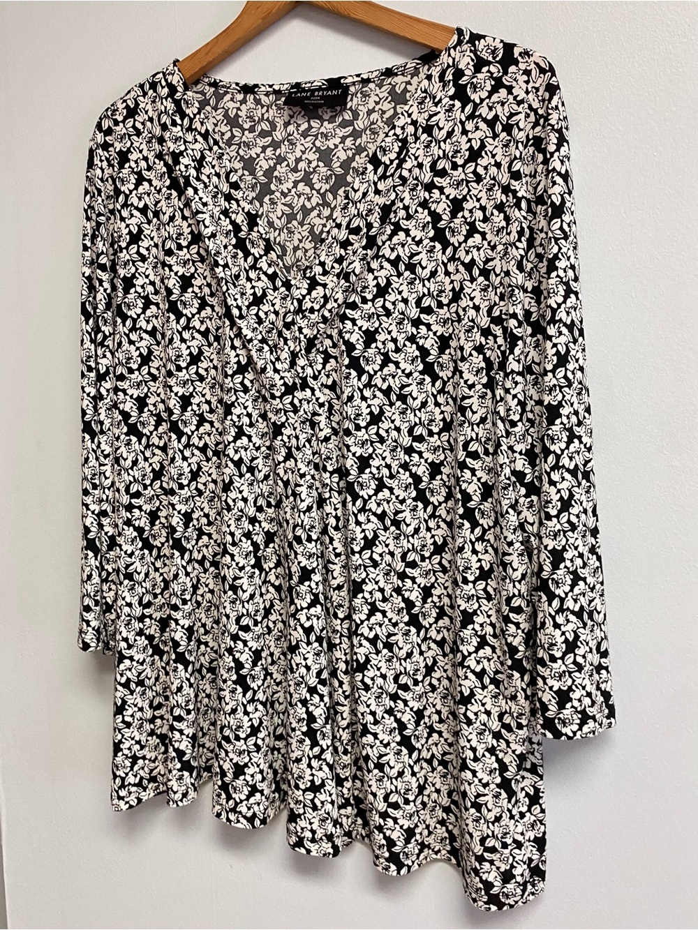 LANE BRYANT TOP - 22/24 - Picture 5 of 8
